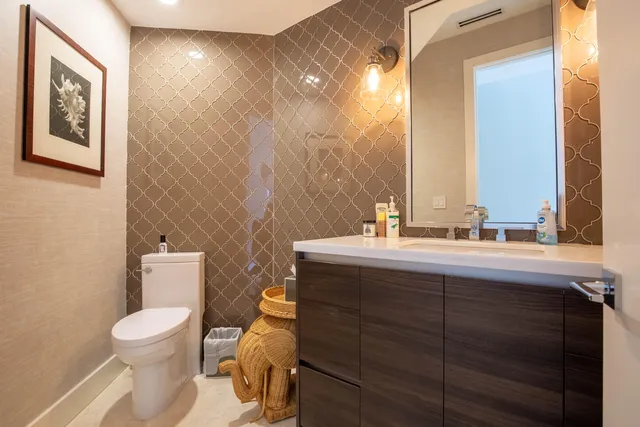 $6,780,000 | 2771 Long Meadow Drive, Wellington, FL 33414