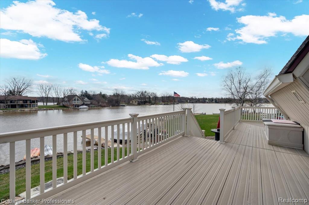 2879 Sunset Circle Metamora, MI 48455 - Photo 12 of 50