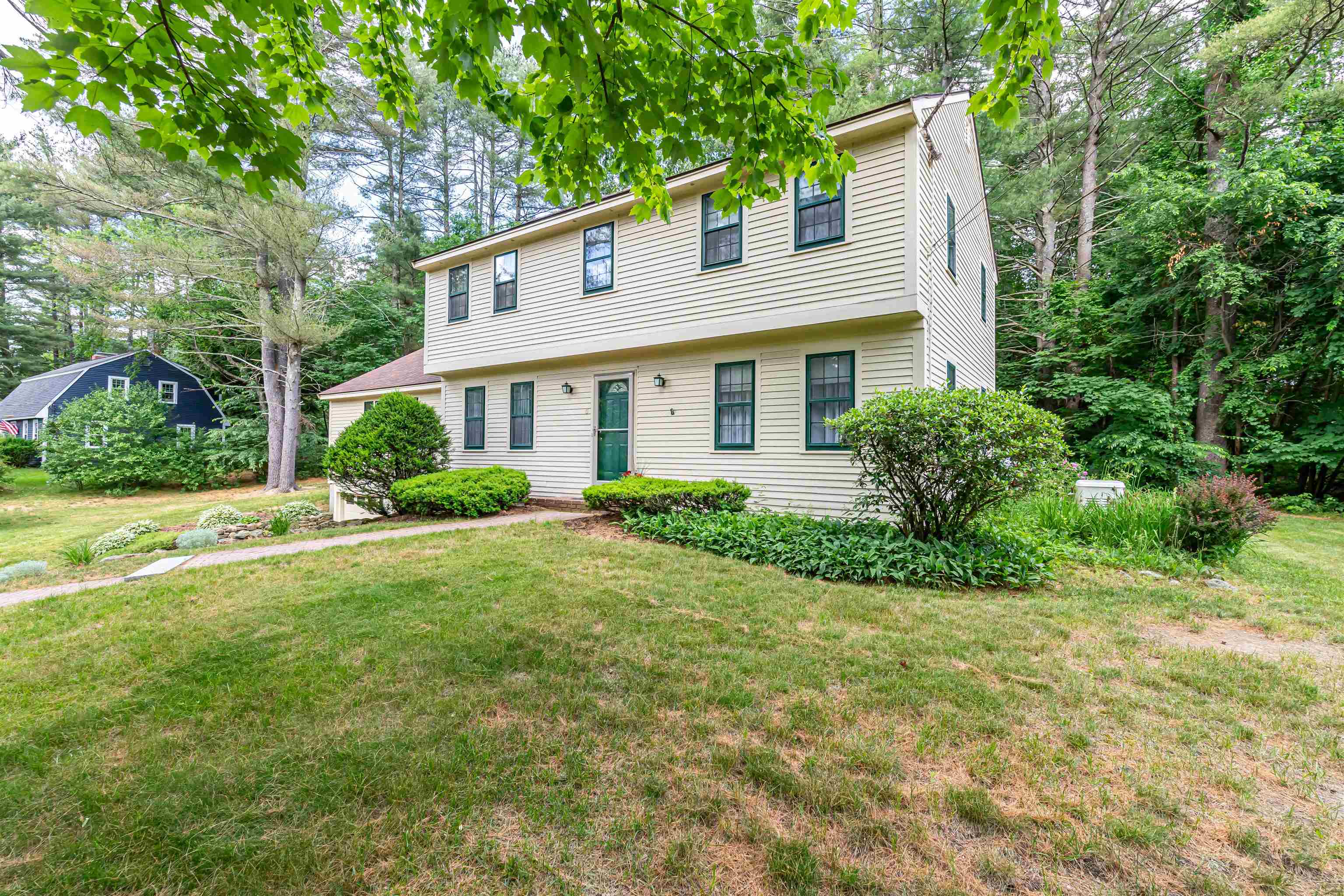 5 Northfield Road Amherst, NH 03031 - Photo 13 of 40