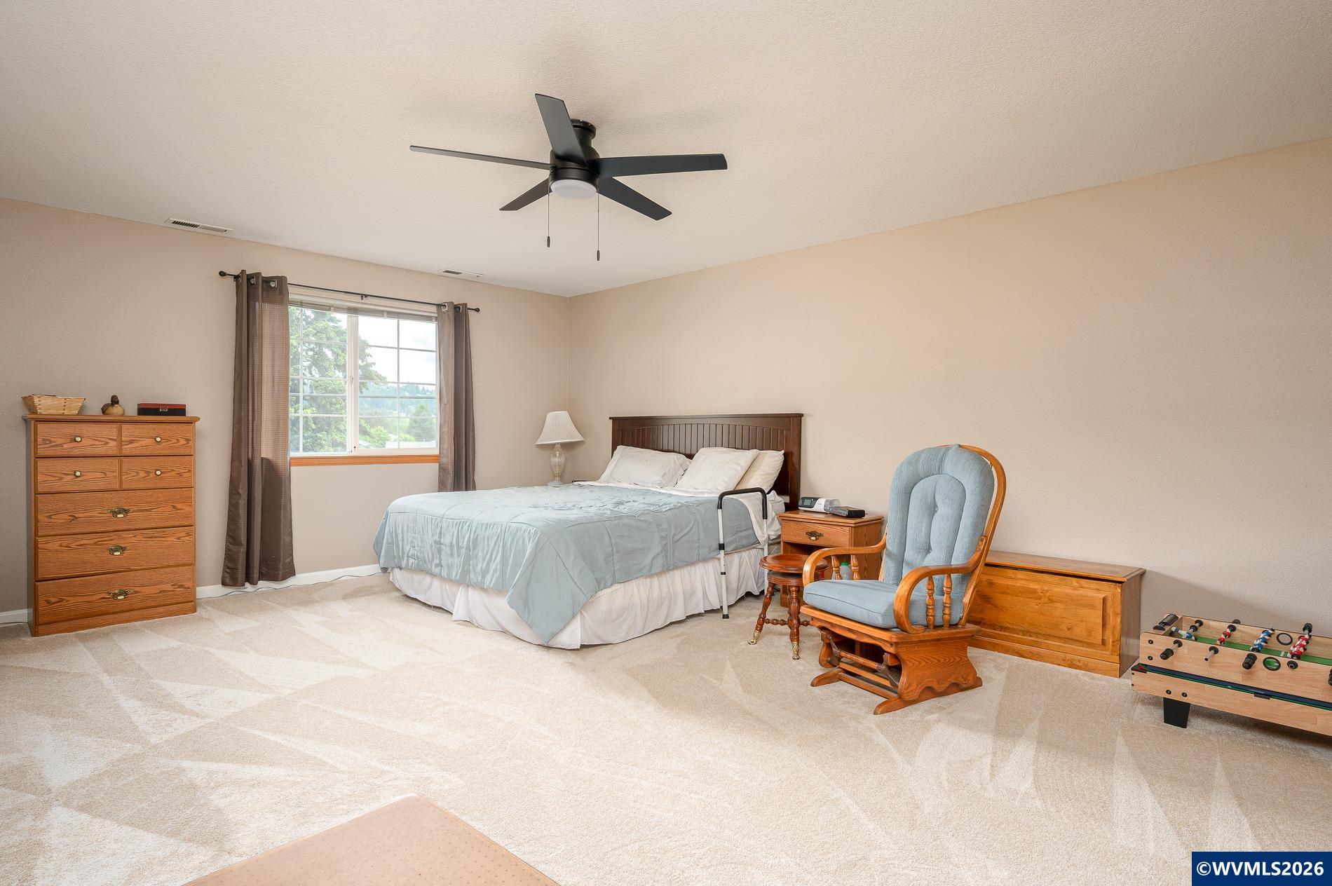 11240 Southeast Cranberry Loop Clackamas, OR 97015 - Photo 19 of 49