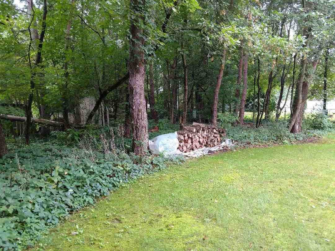 12402 Spruce Lane Perry, MI 48872 - Photo 27 of 32 21502310-26.JPG