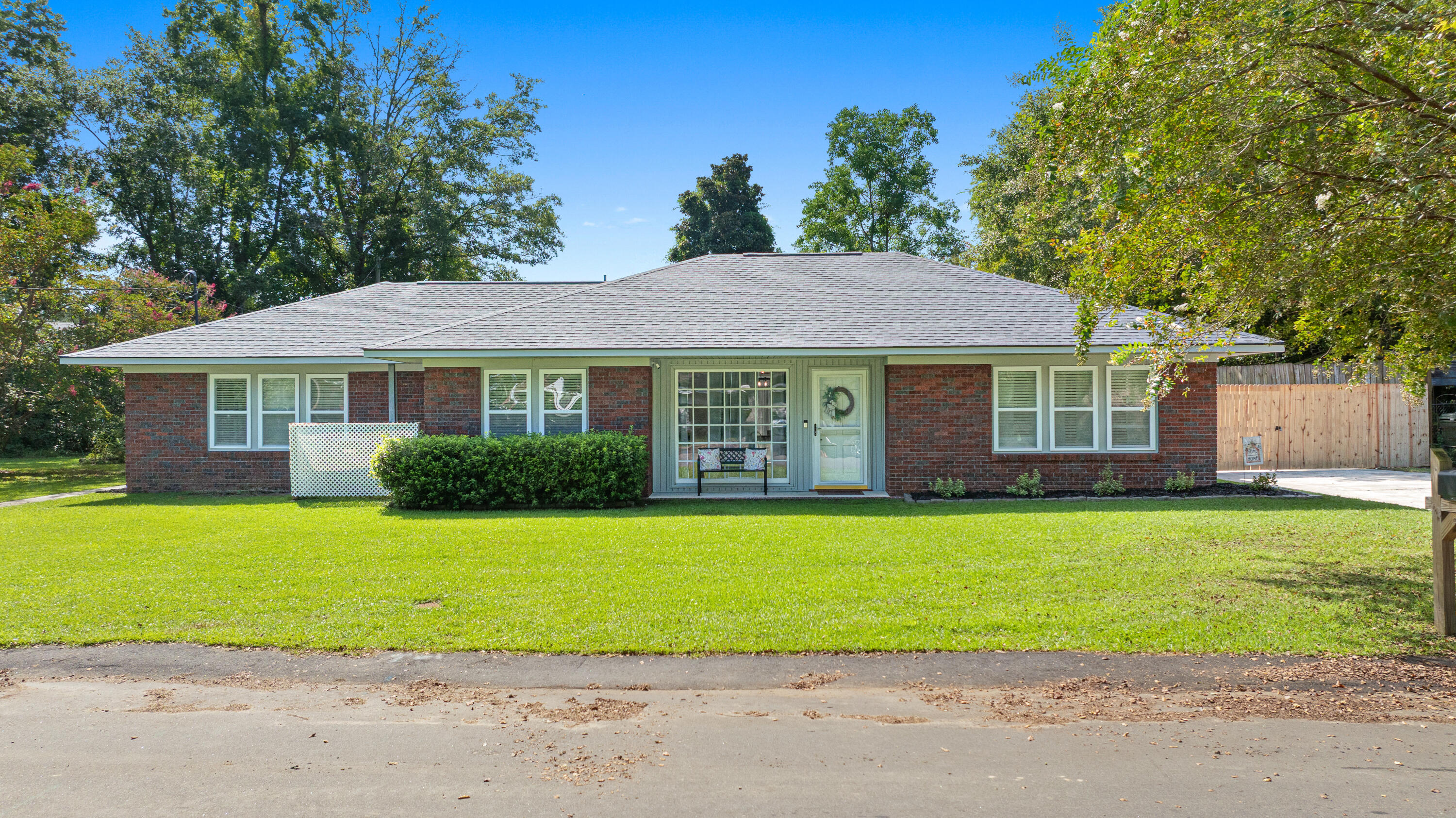 106 Goodwin Street Moncks Corner, SC 29461 - Photo 3 of 34 106GoodwinSt.NicoleBurbagePhoto-2