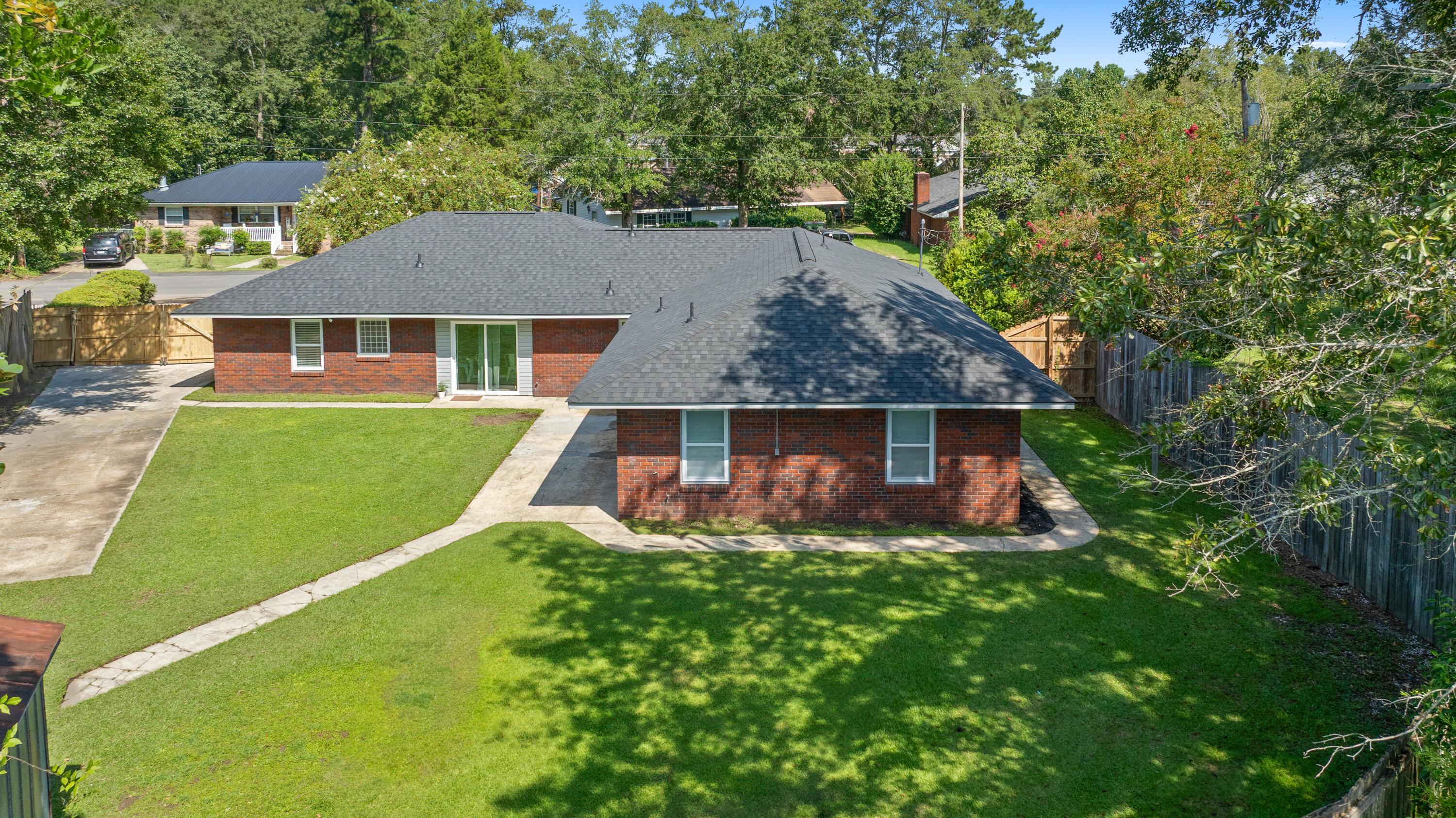 106 Goodwin Street Moncks Corner, SC 29461 - Photo 31 of 34 106GoodwinSt.NicoleBurbagePhoto-8