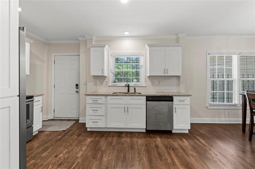 1619 Sylvan Road Southwest Atlanta, GA 30310 - Photo 10 of 30 Gallery Image 10