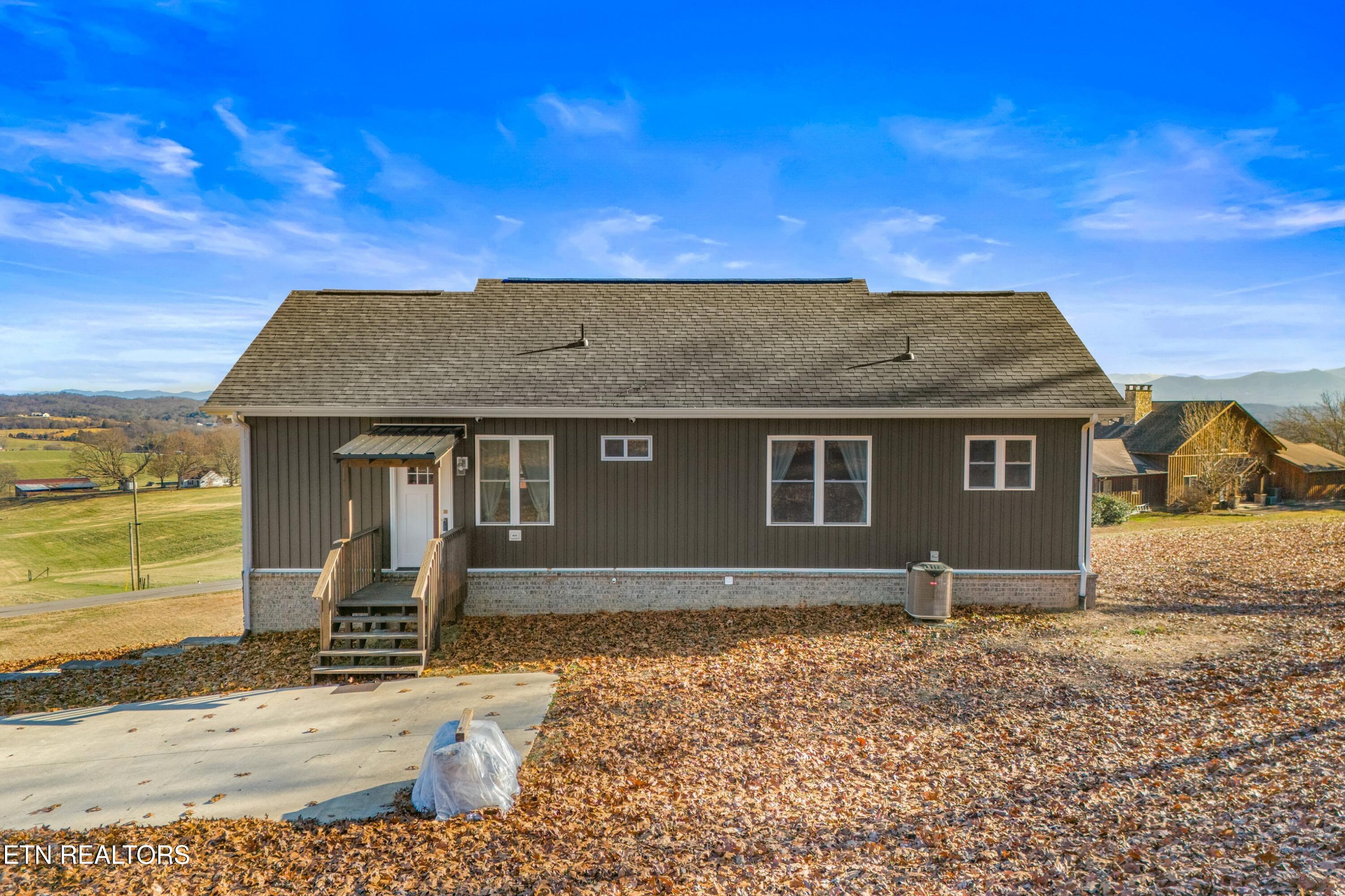 2725 Hickory Ridge Road White Pine, TN 37890 - Photo 5 of 38 005-2725HickoryRidgeRoad-WhitePine-TN-37