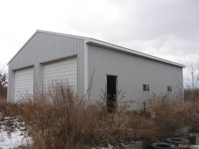 4775 East Hunters Creek Road Attica, MI 48412 - Photo 3 of 3 3 Barn