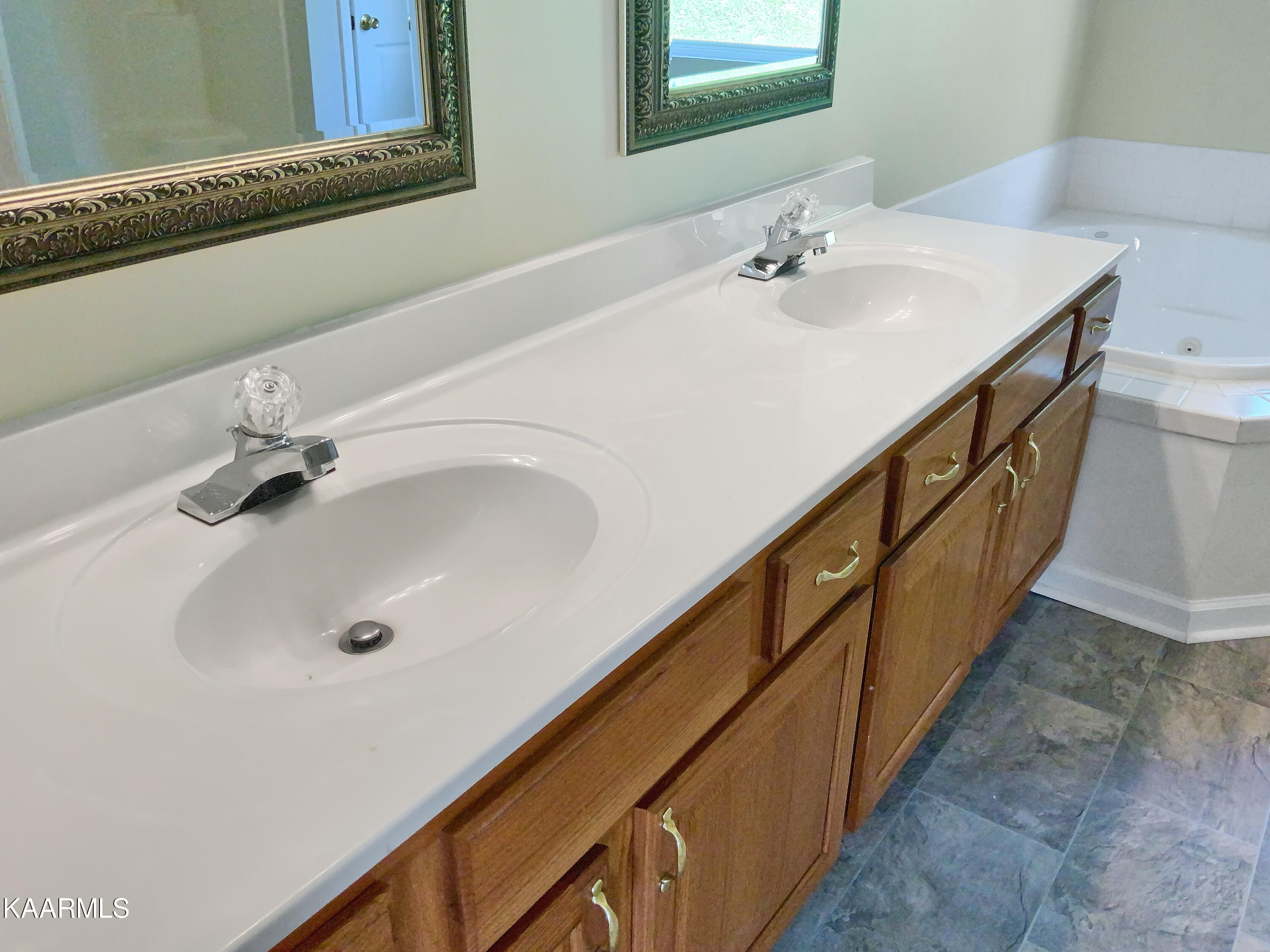6409 Ridge Run Drive Knoxville, TN 37921 - Photo 14 of 38 listing_13