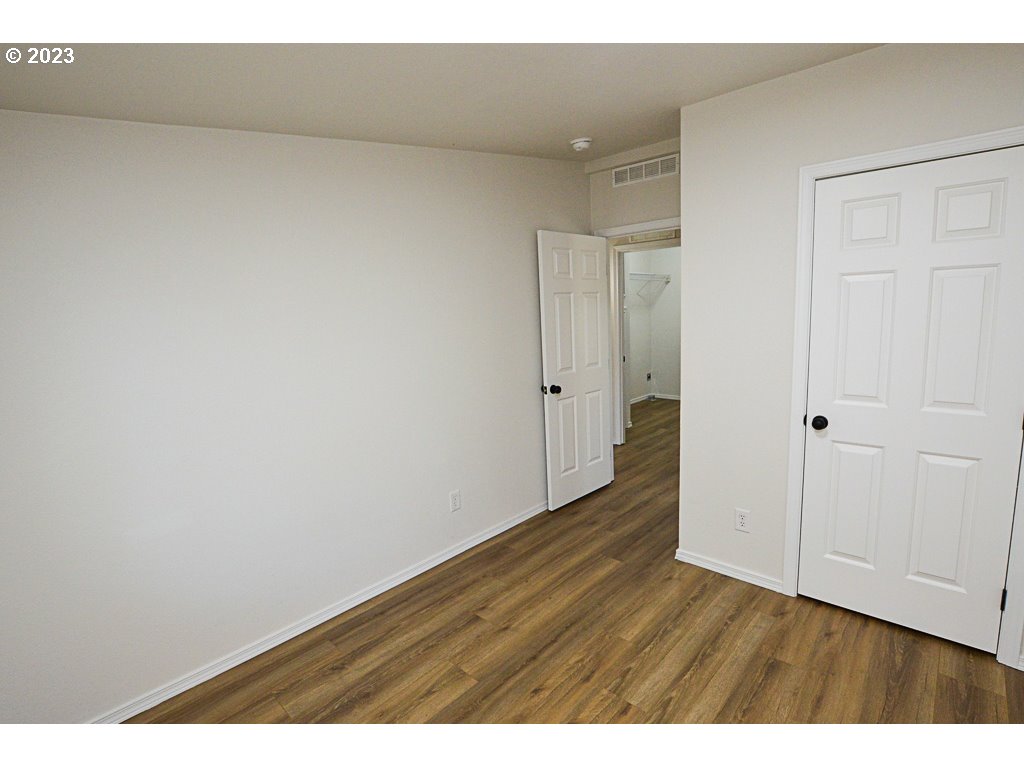 5332 Bridgewater Drive Eugene, OR 97402 - Photo 25 of 28 a view of an empty room