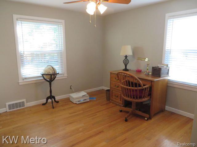 1890 Rosemont Road Berkley, MI 48072 - Photo 14 of 25 Gallery Image 14