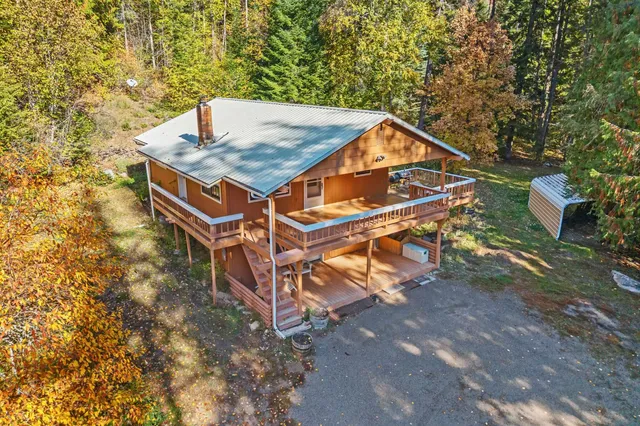 $400,000 | 2841 Sullivan Lake Road, Ione, WA 99139