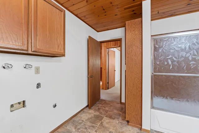 $400,000 | 2841 Sullivan Lake Road, Ione, WA 99139