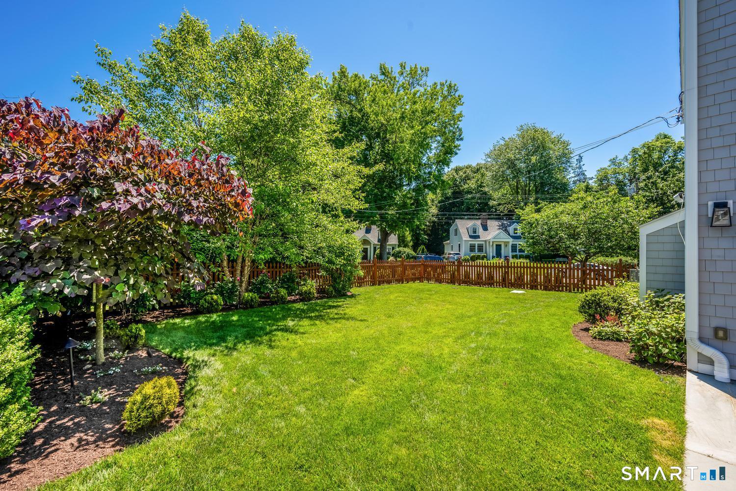 20 Walmsley Road Darien, CT 06820 - Photo 27 of 34
