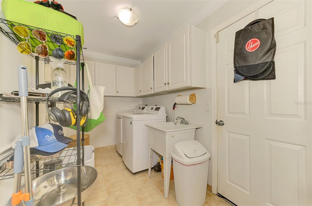 411 Nightingale Road Venice, FL 34293 - Photo 34 of 37