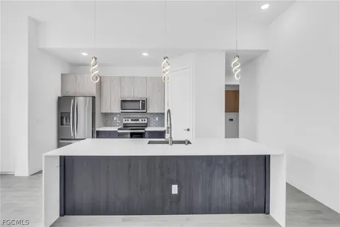 $750,000 | 9402 Arrid Circle, Port Charlotte, FL 33981