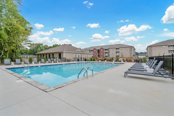 $1,585 | 15 Millswood Drive, Unit D101, Clarksville, TN 37042
