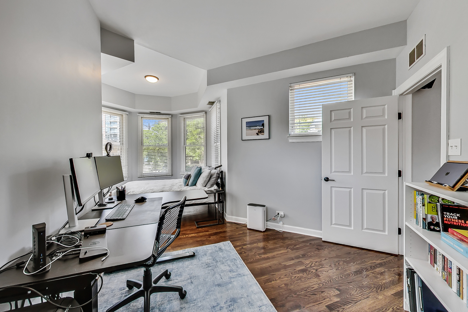 845 West Altgeld Street, Unit 2A Chicago, IL 60614 - Photo 19 of 24 a view of a workspace with furniture and a window