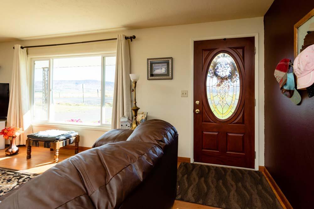 7812 Reeder Road Klamath Falls, OR 97603 - Photo 12 of 52 12