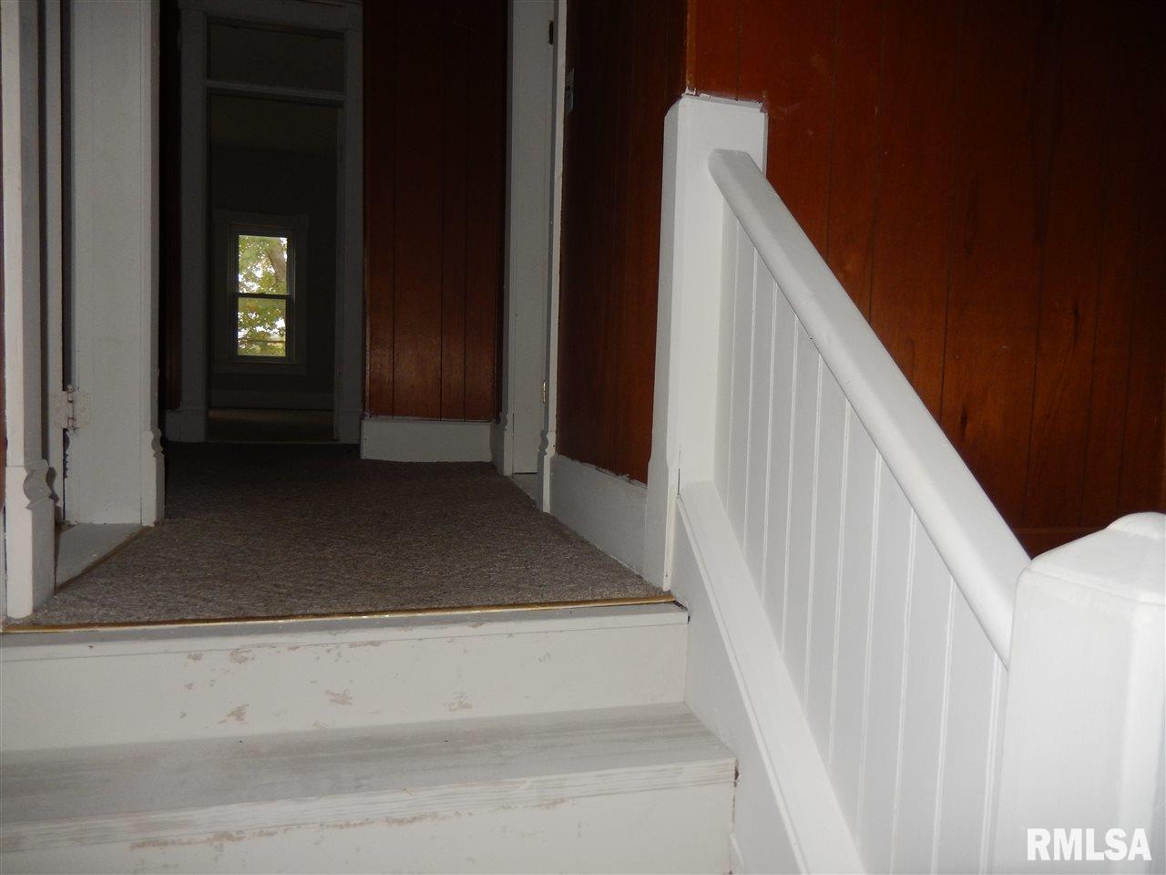 409 North Washington Street Carthage, IL 62321 - Photo 12 of 17