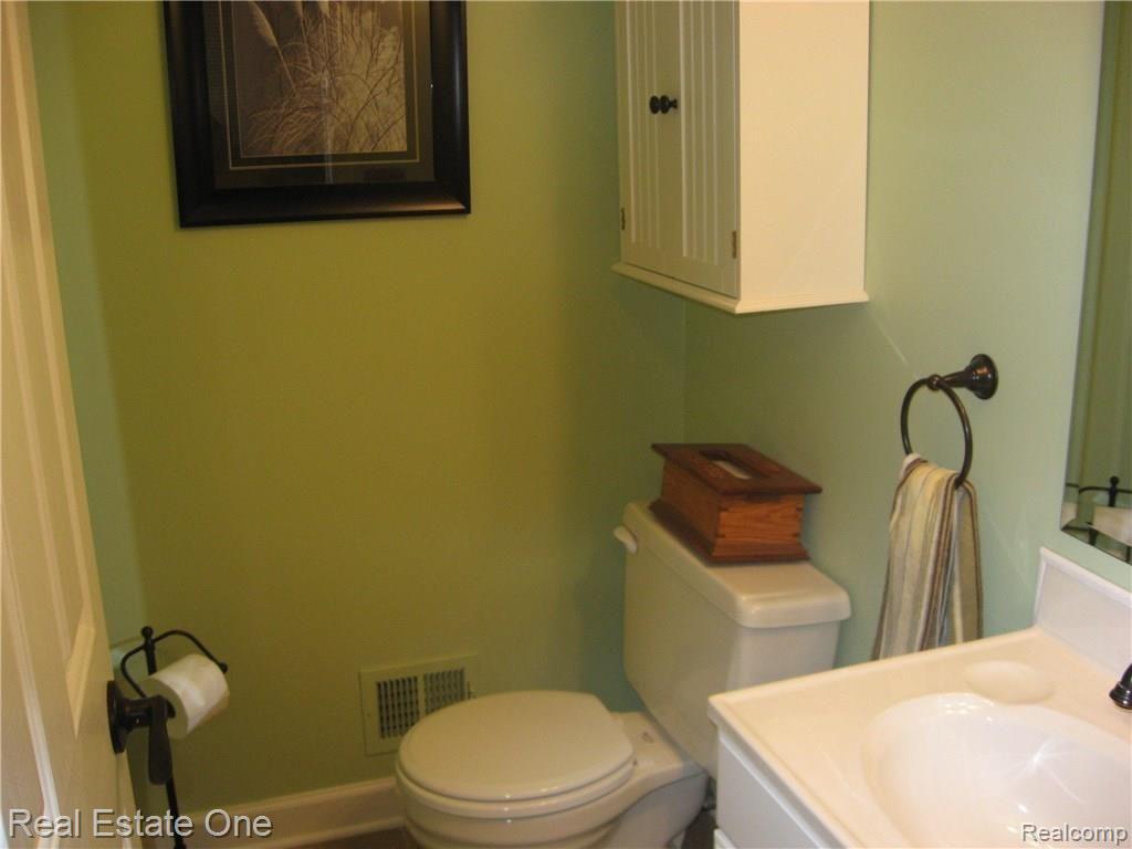 6985 Longwood Road Canton, MI 48187 - Photo 18 of 30 Lavatory off 1st floor laundry room!