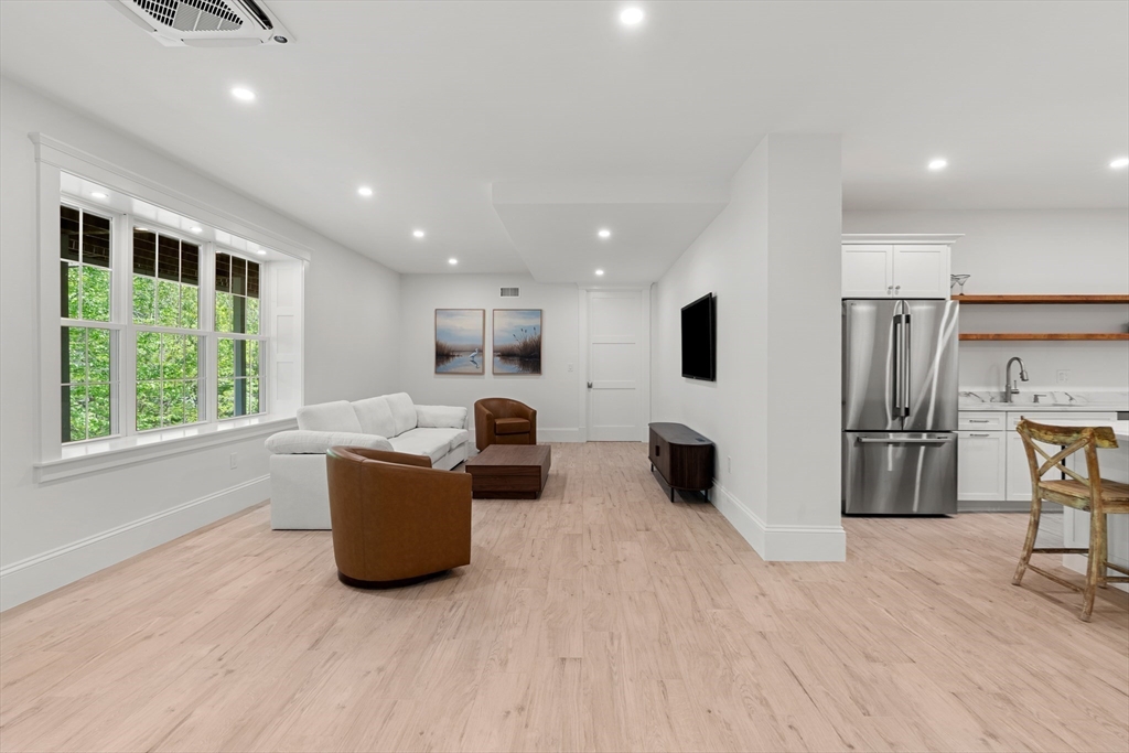 10 Yankee Way Beverly, MA 01915 - Photo 29 of 42