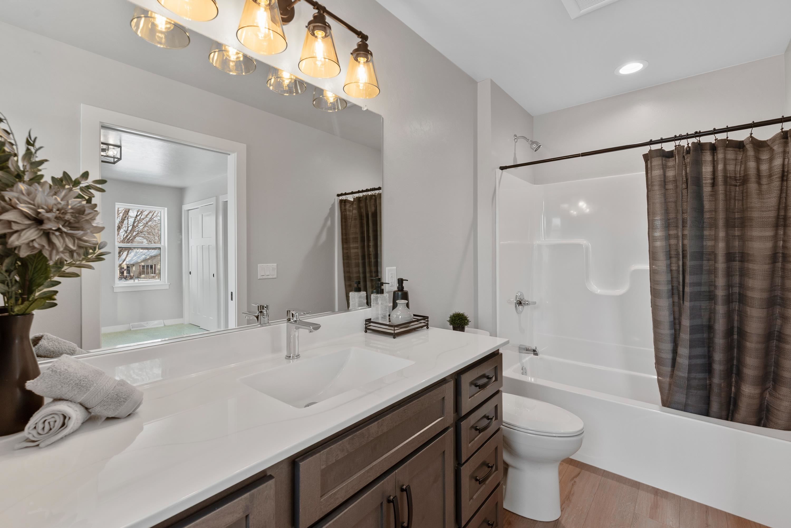 W5311 East Pioneer Road Fond du Lac, WI 54935 - Photo 18 of 26