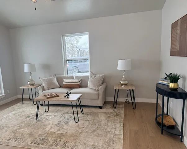 $325,900 | W5311 East Pioneer Road, Fond du Lac, WI 54935