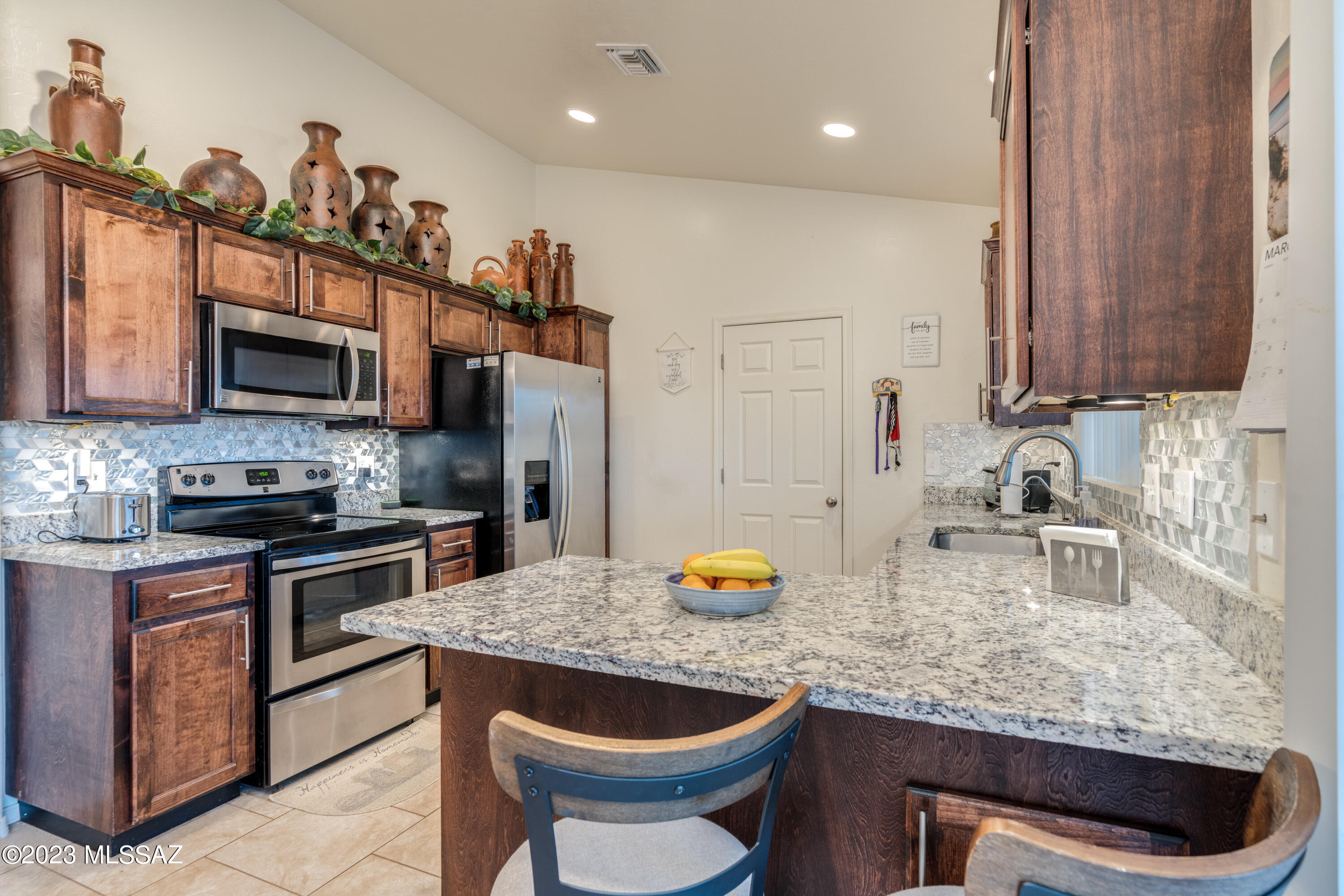 1020 Via Independencia Rio Rico, AZ 85648 - Photo 16 of 50
