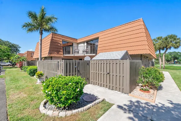 $439,999 | 1426 Southwest 110th Way, Davie, FL 33324