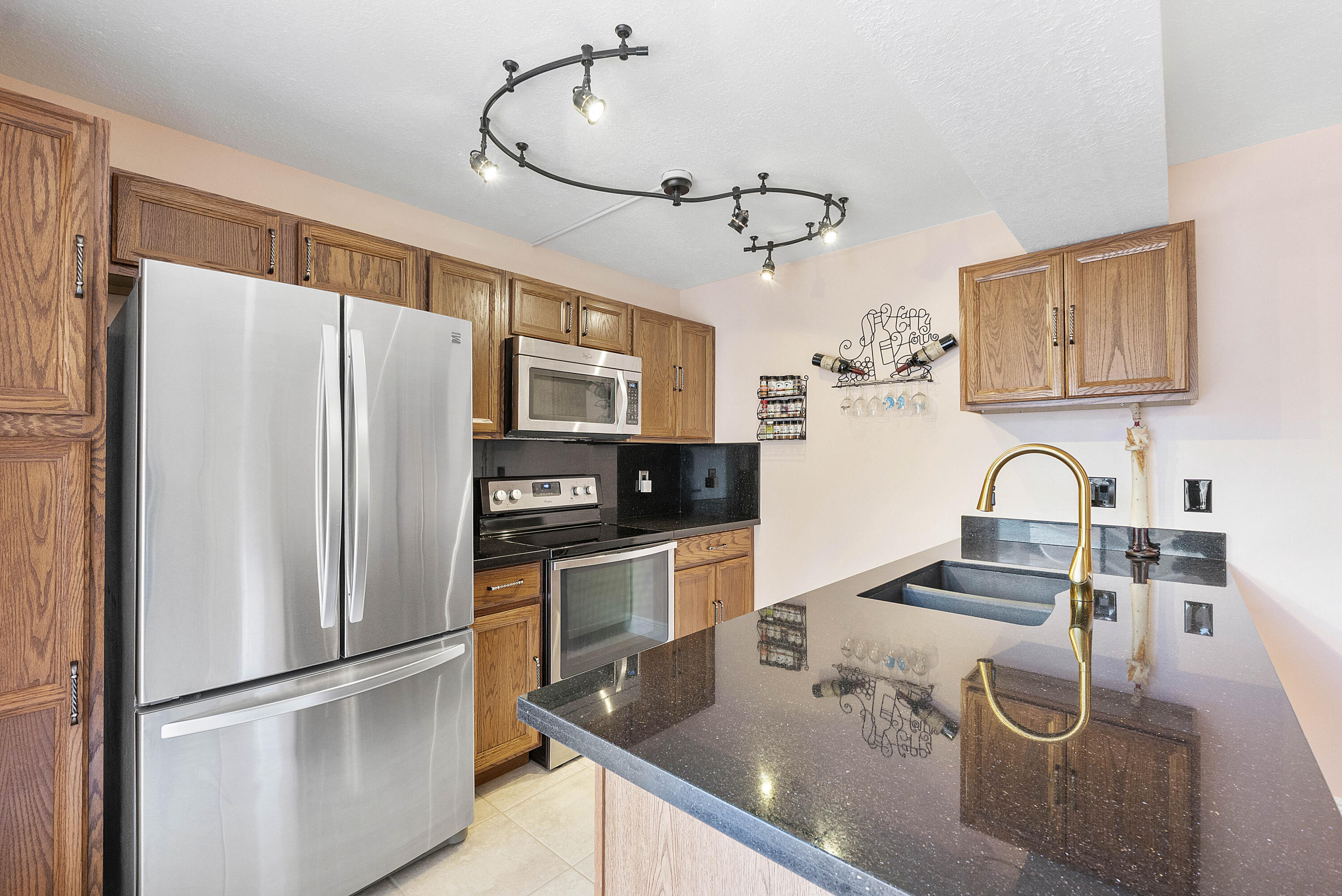 1426 Southwest 110th Way Davie, FL 33324 - Photo 14 of 40 1426 Sw 110th Way_032