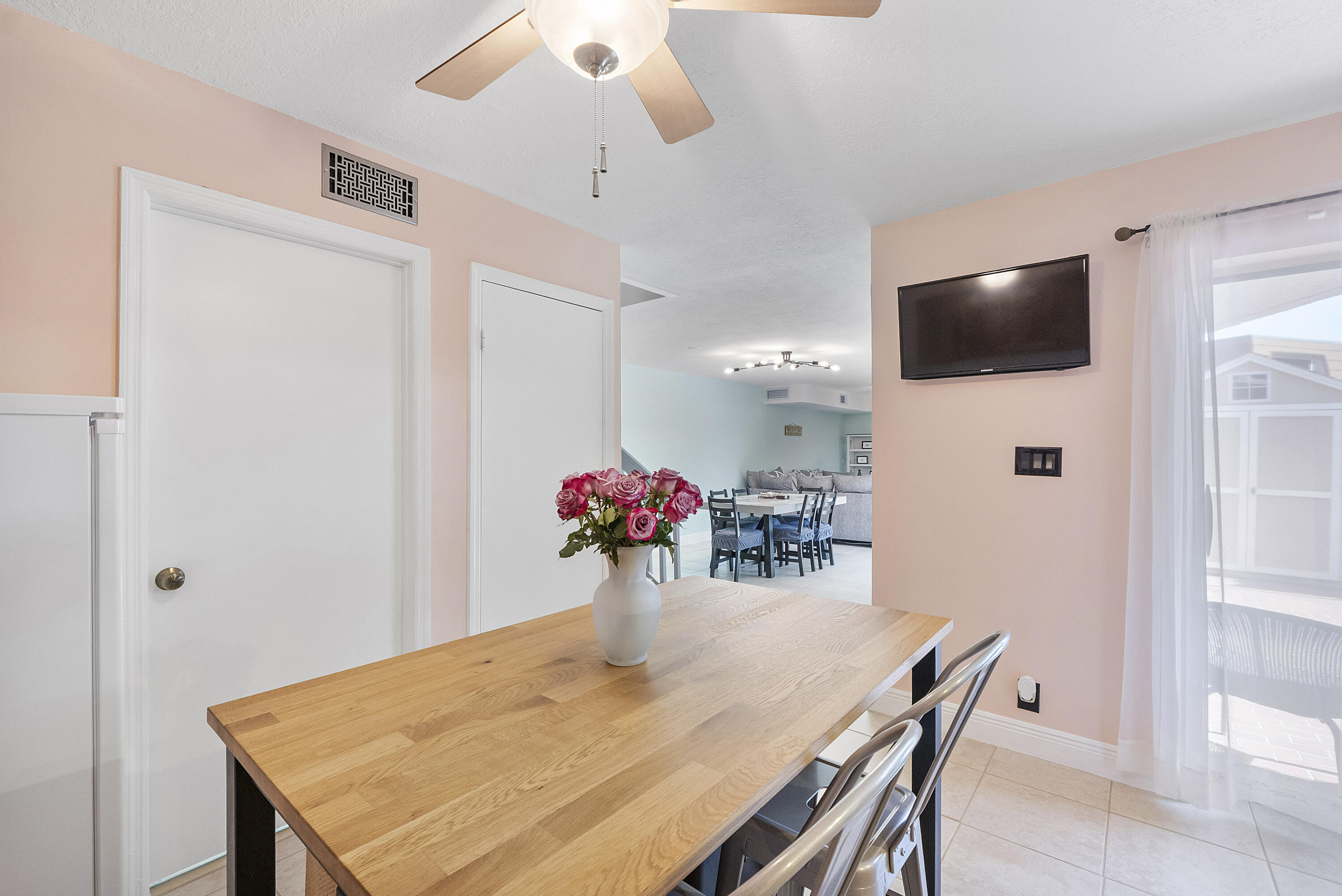 1426 Southwest 110th Way Davie, FL 33324 - Photo 17 of 40 1426 Sw 110th Way_035