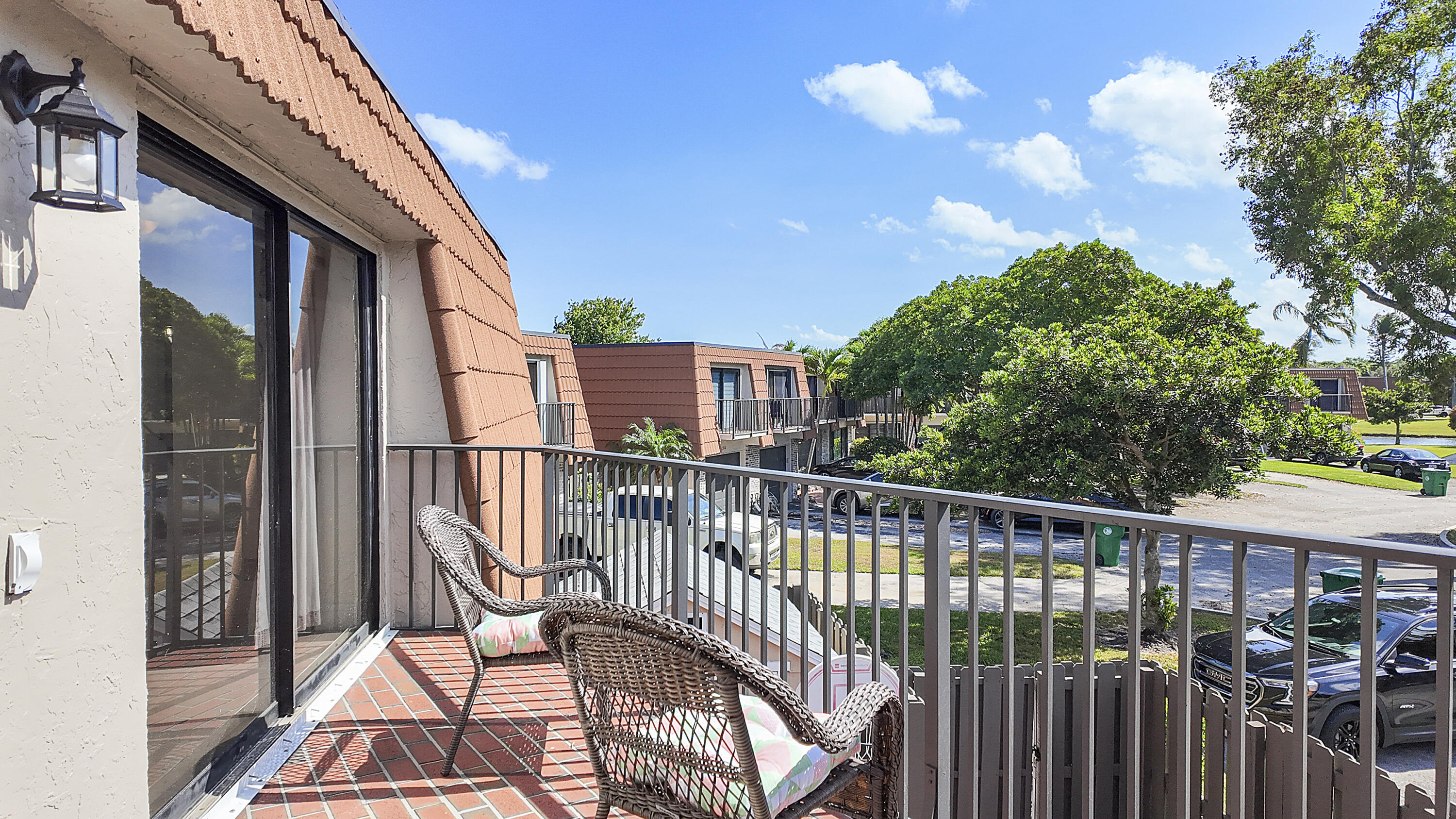1426 Southwest 110th Way Davie, FL 33324 - Photo 27 of 40 1426 Sw 110th Way_014