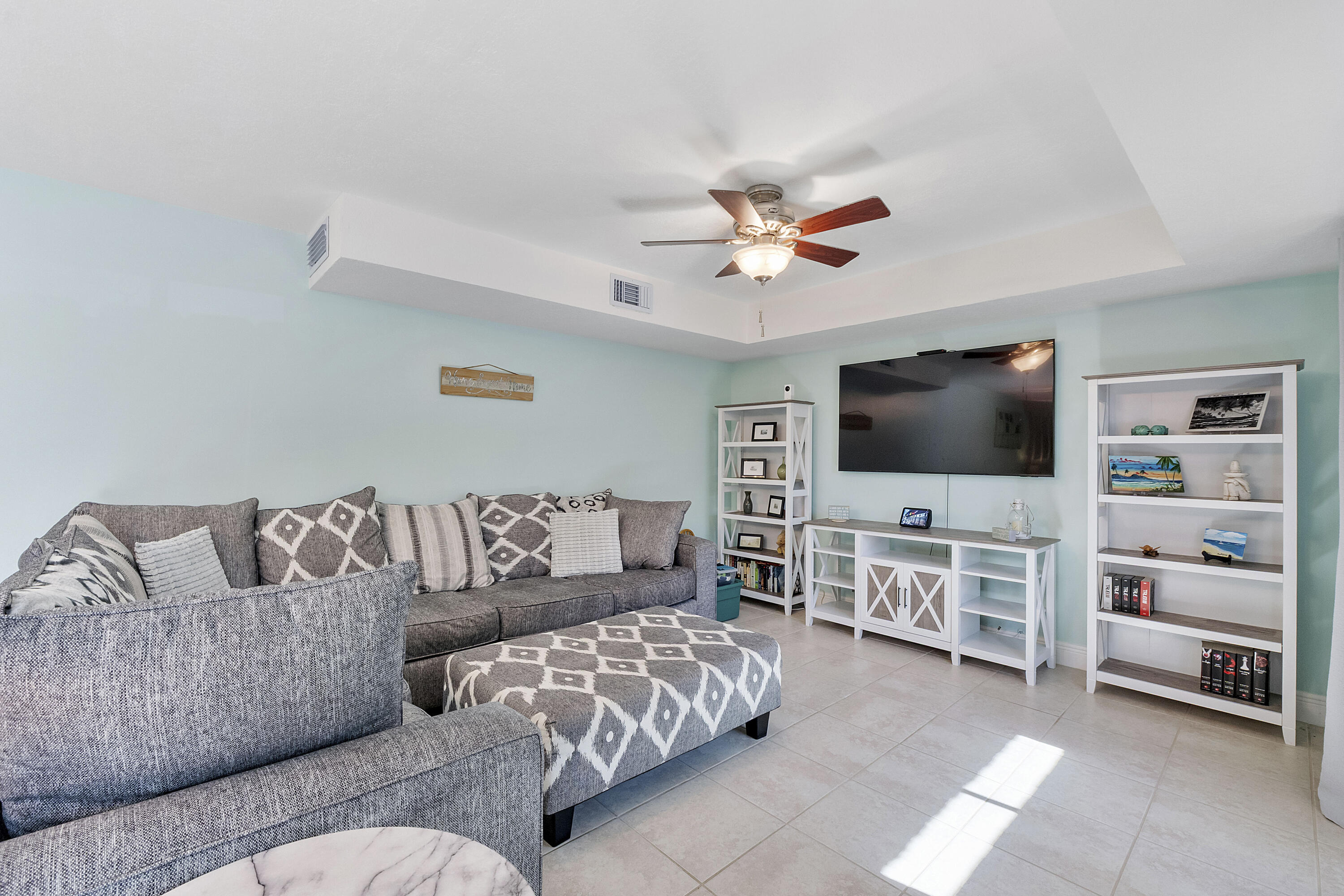 1426 Southwest 110th Way Davie, FL 33324 - Photo 6 of 40 1426 Sw 110th Way_025