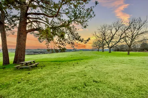$3,750,000 | 3401 US Highway 290 East, Brenham, TX 77833