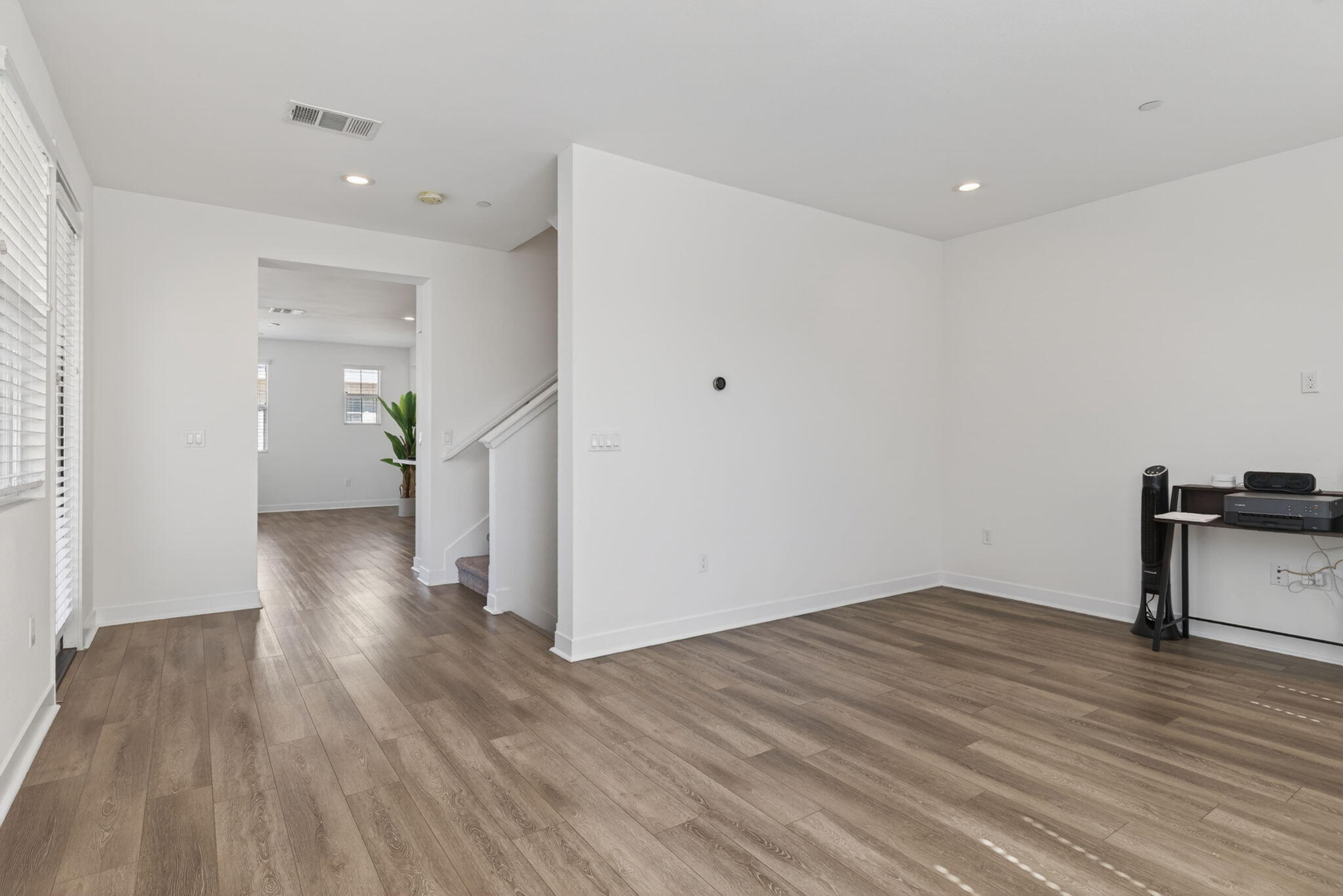 5680 Surfrider Way, Unit 101 Goleta, CA 93117 - Photo 17 of 37 Living Room