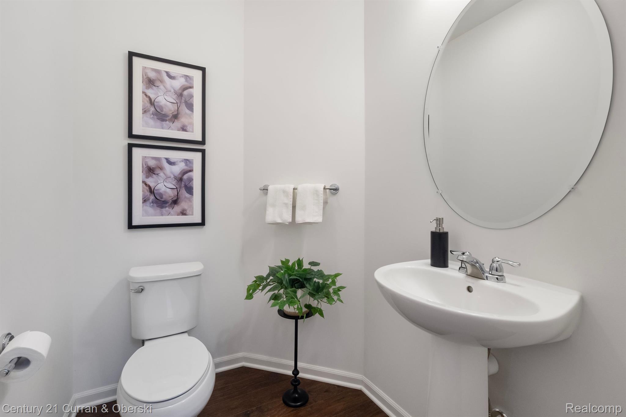 49513 Cherry Hill Road Canton, MI 48188 - Photo 15 of 37 Gallery Image 15