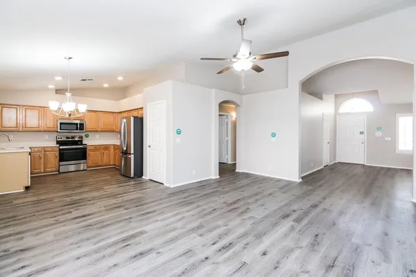 $2,600 | 2216 East Sherri Drive, Gilbert, AZ 85296