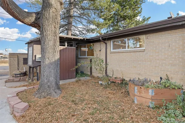 $275,000 | 6500 West 14th Avenue, Lakewood, CO 80214