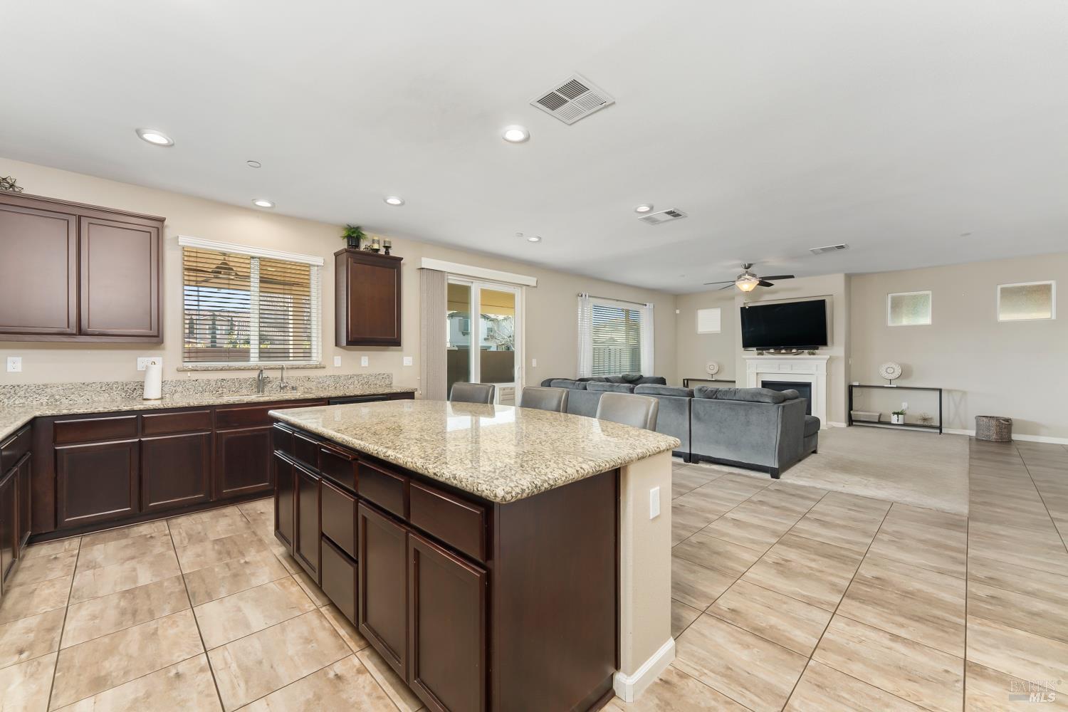 625 Guild Road Vacaville, CA 95688 - Photo 11 of 42