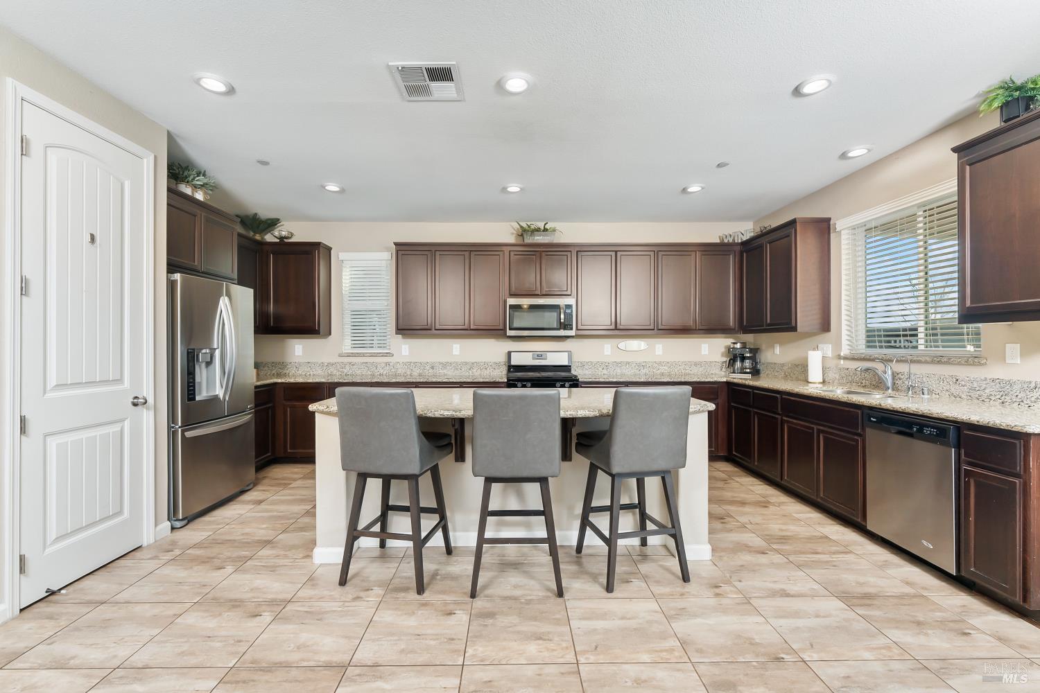625 Guild Road Vacaville, CA 95688 - Photo 12 of 42