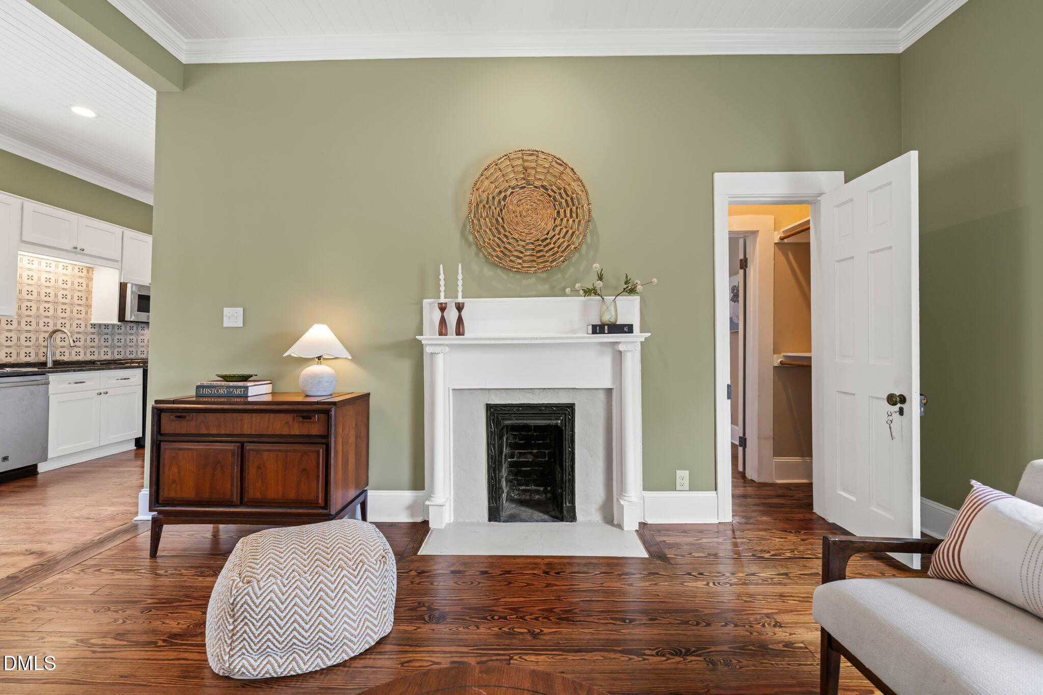 1007 North Roxboro Street Durham, NC 27701 - Photo 14 of 41 13 LR with FP