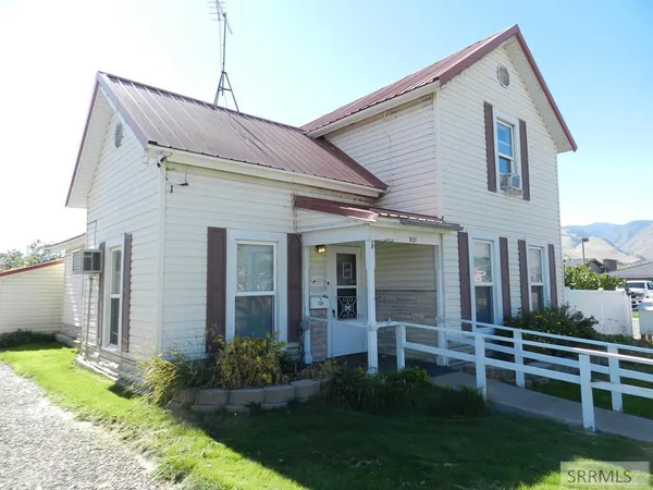 $320,000 | 901 Main Street, Salmon, ID 83467