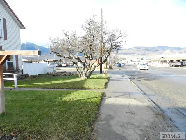 $330,000 | 901 Main Street, Salmon, ID 83467