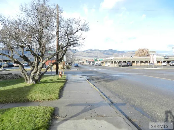 $320,000 | 901 Main Street, Salmon, ID 83467