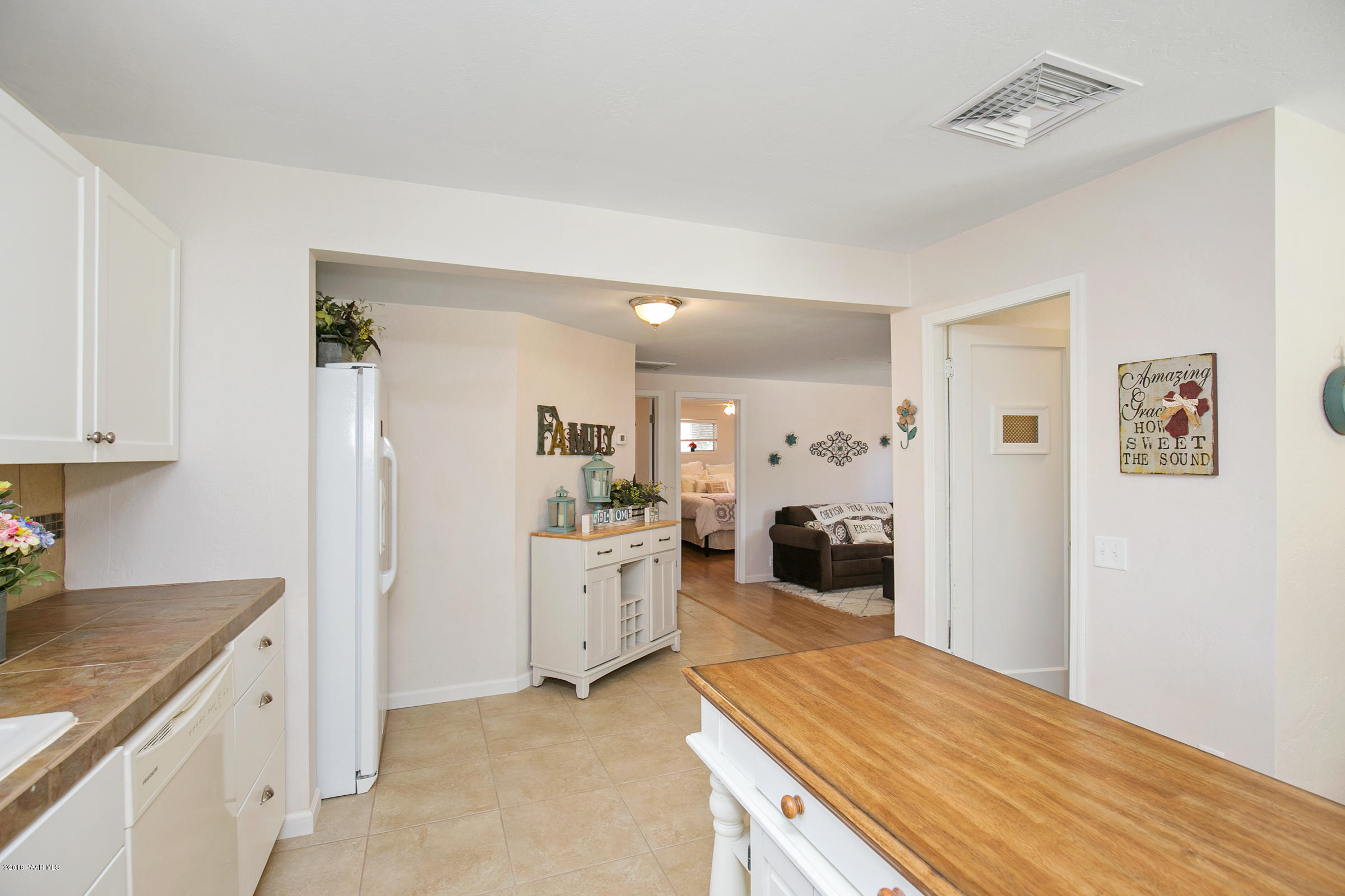 1973 Idylwild Road Prescott, AZ 86305 - Photo 8 of 20 Kitchen