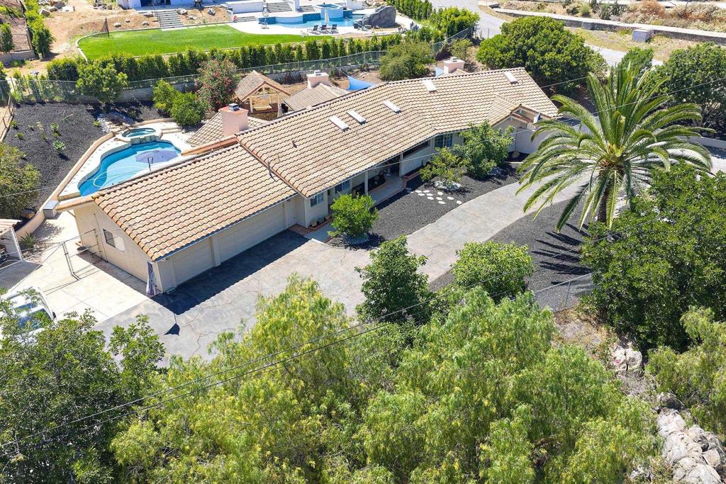 1989 Rockhoff Road Escondido, CA 92026 - Photo 35 of 45