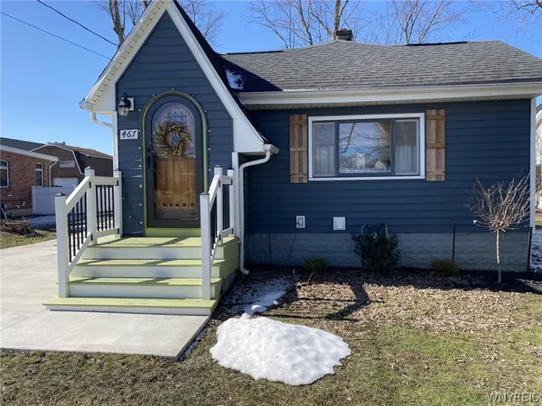 $250,000 | 467 Aurora Street, Lancaster, NY 14086