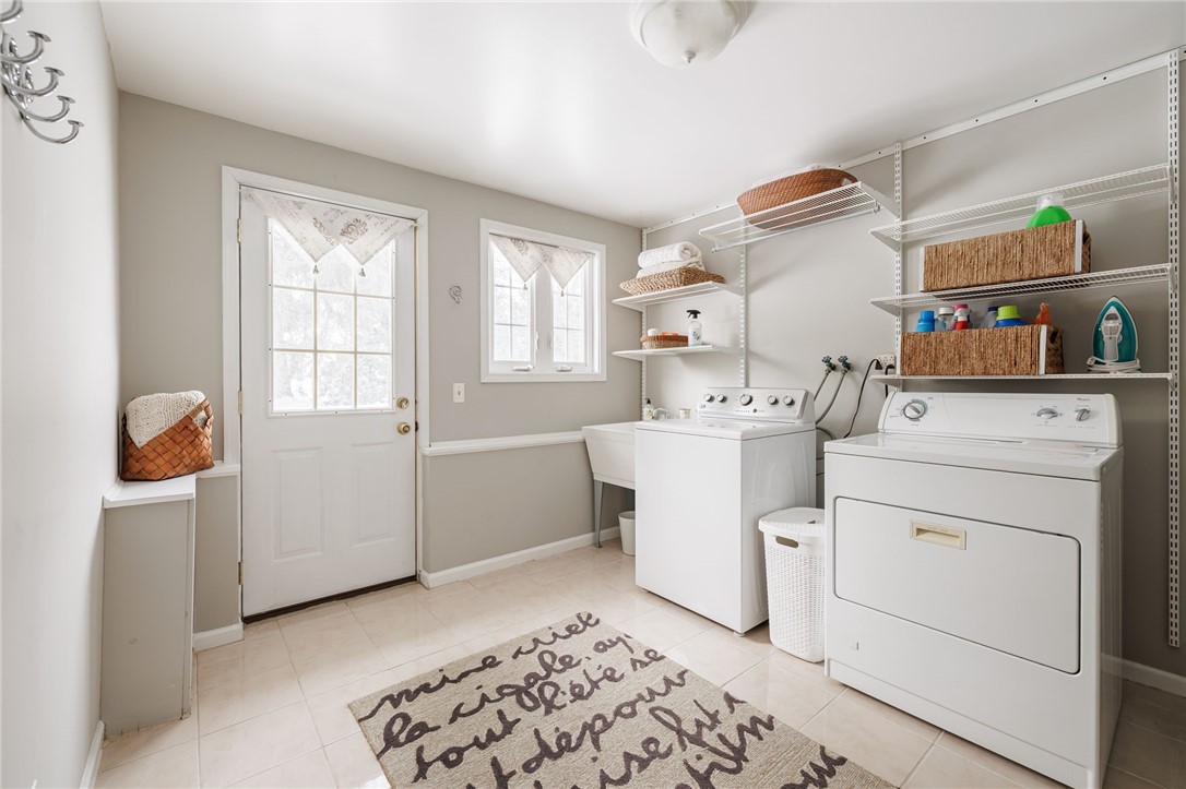 9 Bromley Road Pittsford, NY 14534 - Photo 28 of 36