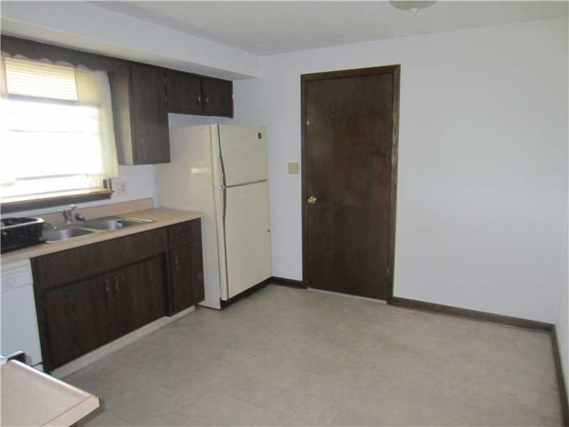 9883 South 300 West Pendleton, IN 46064 - Photo 8 of 20