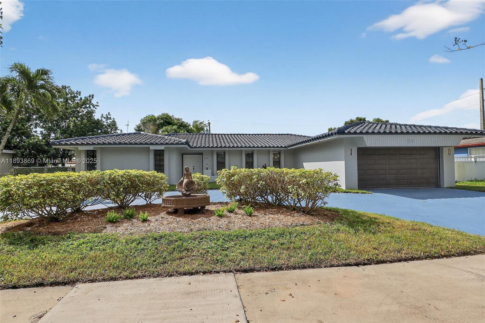 5526 Plunkett Street Hollywood, FL 33021 - Photo 2 of 48