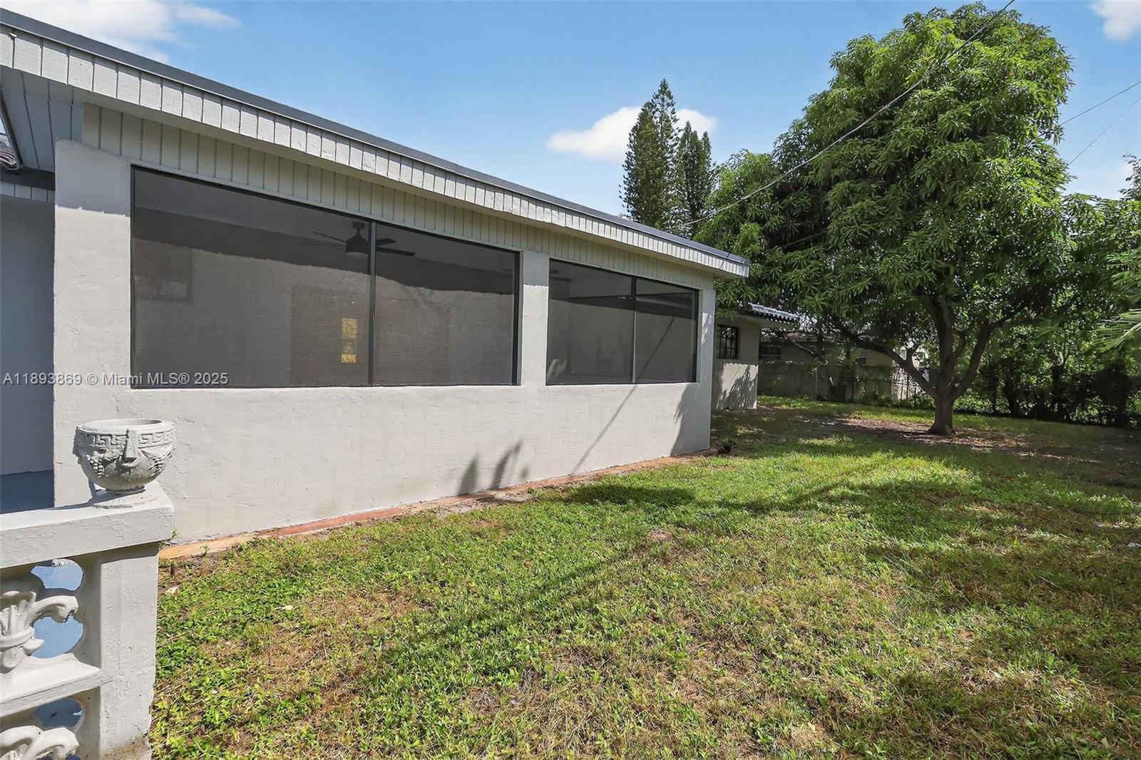 5526 Plunkett Street Hollywood, FL 33021 - Photo 46 of 48